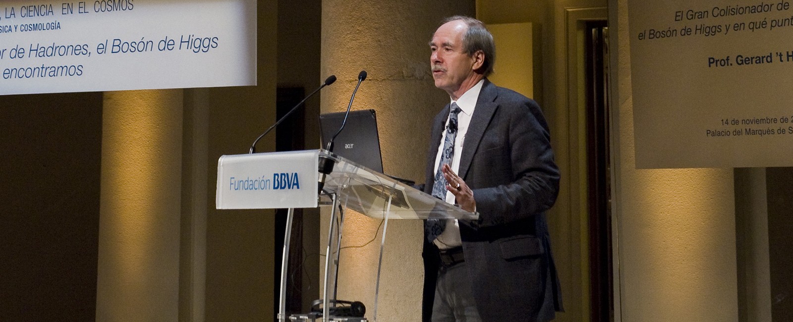 CONFERENCIA GERARD ´T HOOFT