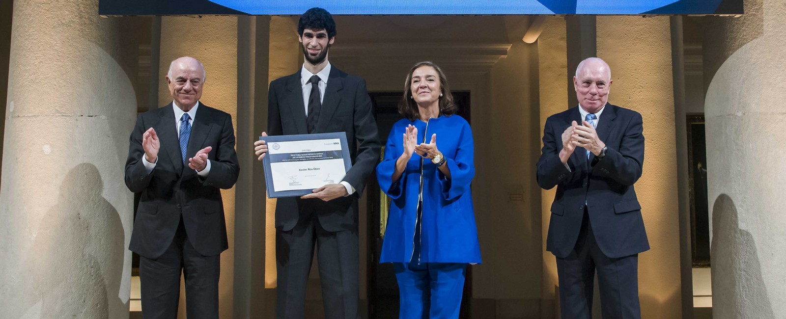 Premios-Matematicas-2017-Xavier-Ros-Oton-1600×650