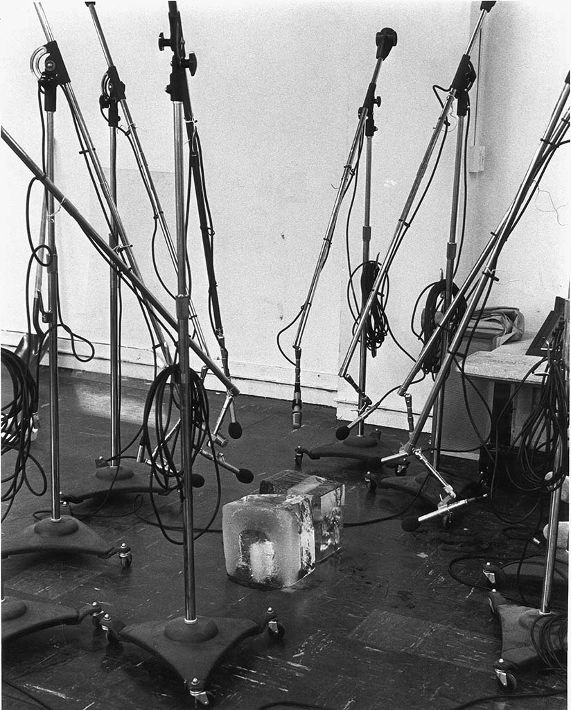 Paul Kos. The Sound of Ice Melting. 1970. Cortesia de Galerie GP & N Vallois, París. Foto Paul Kos