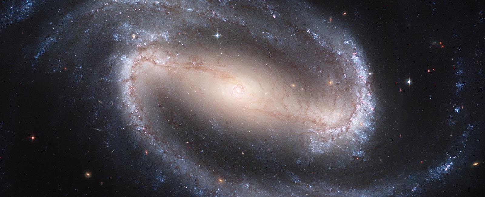 SPIRAL GALAXY NASA 1600×650
