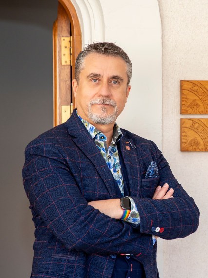 Alfredo Corell Almuzara