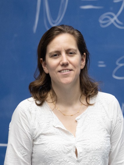 Carla Marín Benito, Premio Investigador Joven en Física Experi