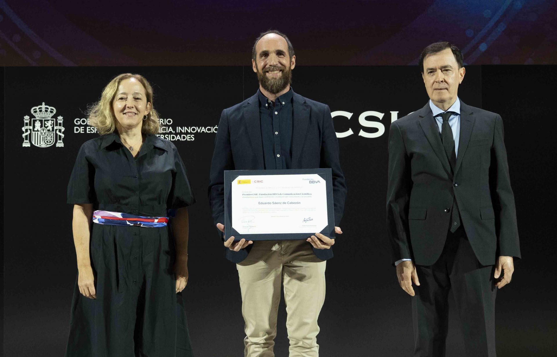 IV PREMIOS COMUNICACIÓN CIENTÍFICA IV PREMIOS COMUNICACIÓN CIENTÍFICA