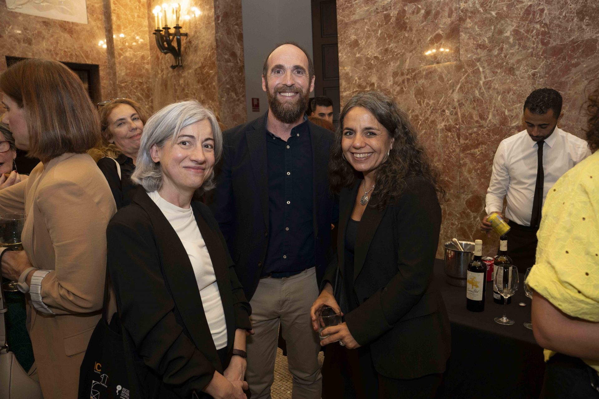 IV PREMIOS COMUNICACIÓN CIENTÍFICA IV PREMIOS COMUNICACIÓN CIENTÍFICA