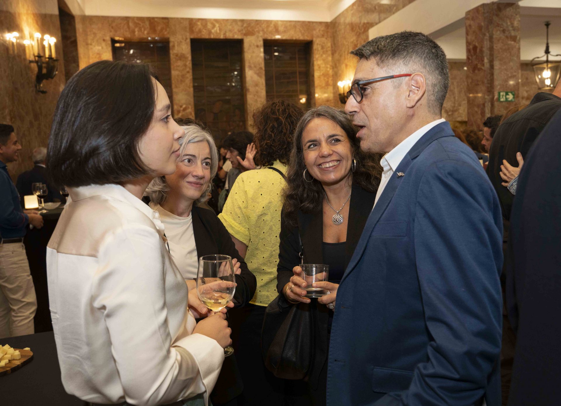 IV PREMIOS COMUNICACIÓN CIENTÍFICA IV PREMIOS COMUNICACIÓN CIENTÍFICA