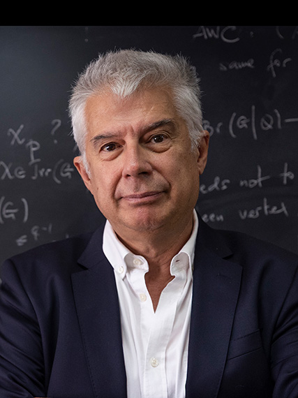 Gabriel Navarro Ortega, Medalla de la Real Sociedad Matemática Española 2025