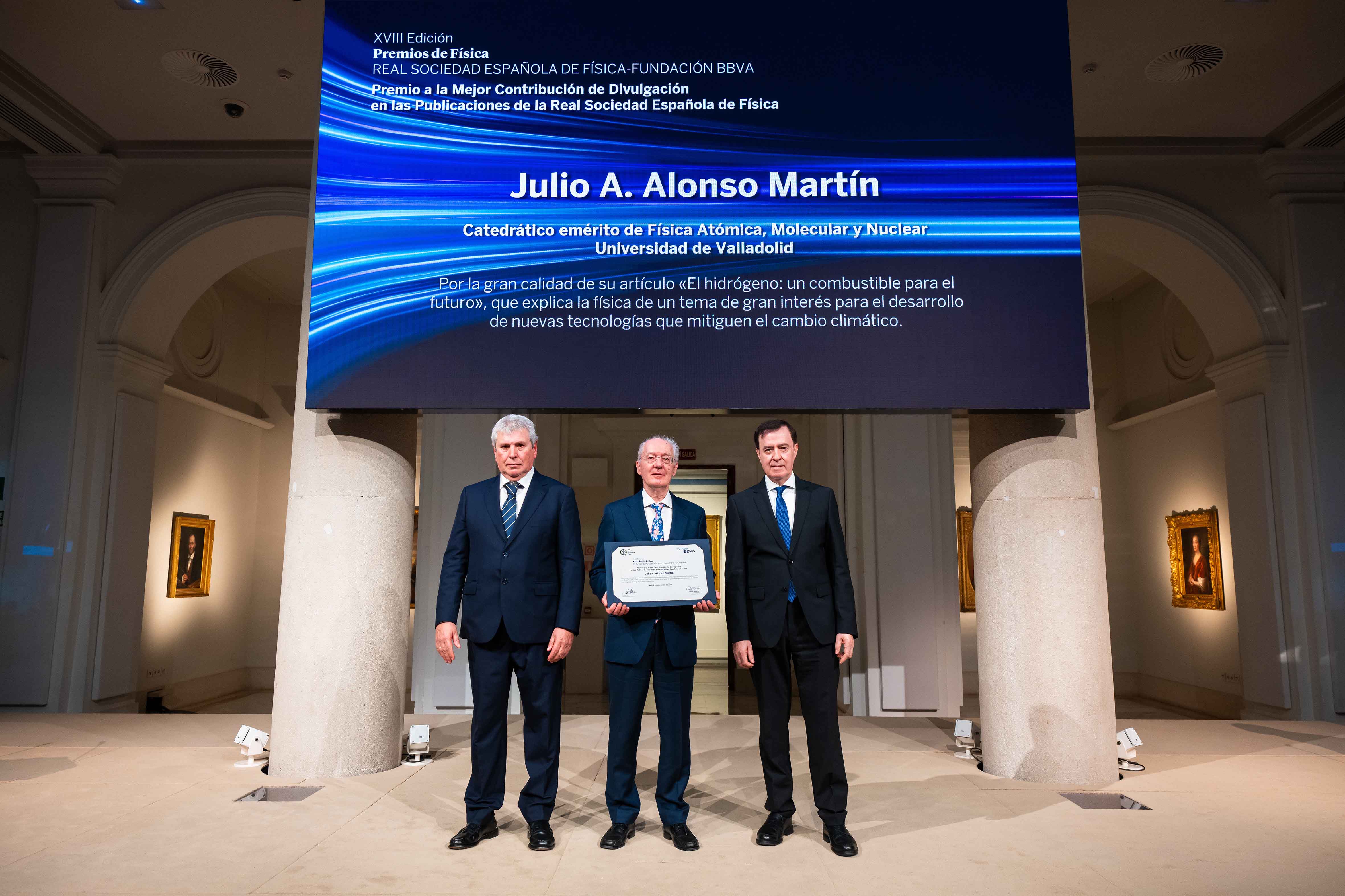 2025-12-04 Ceremonia Premios Fisica 033