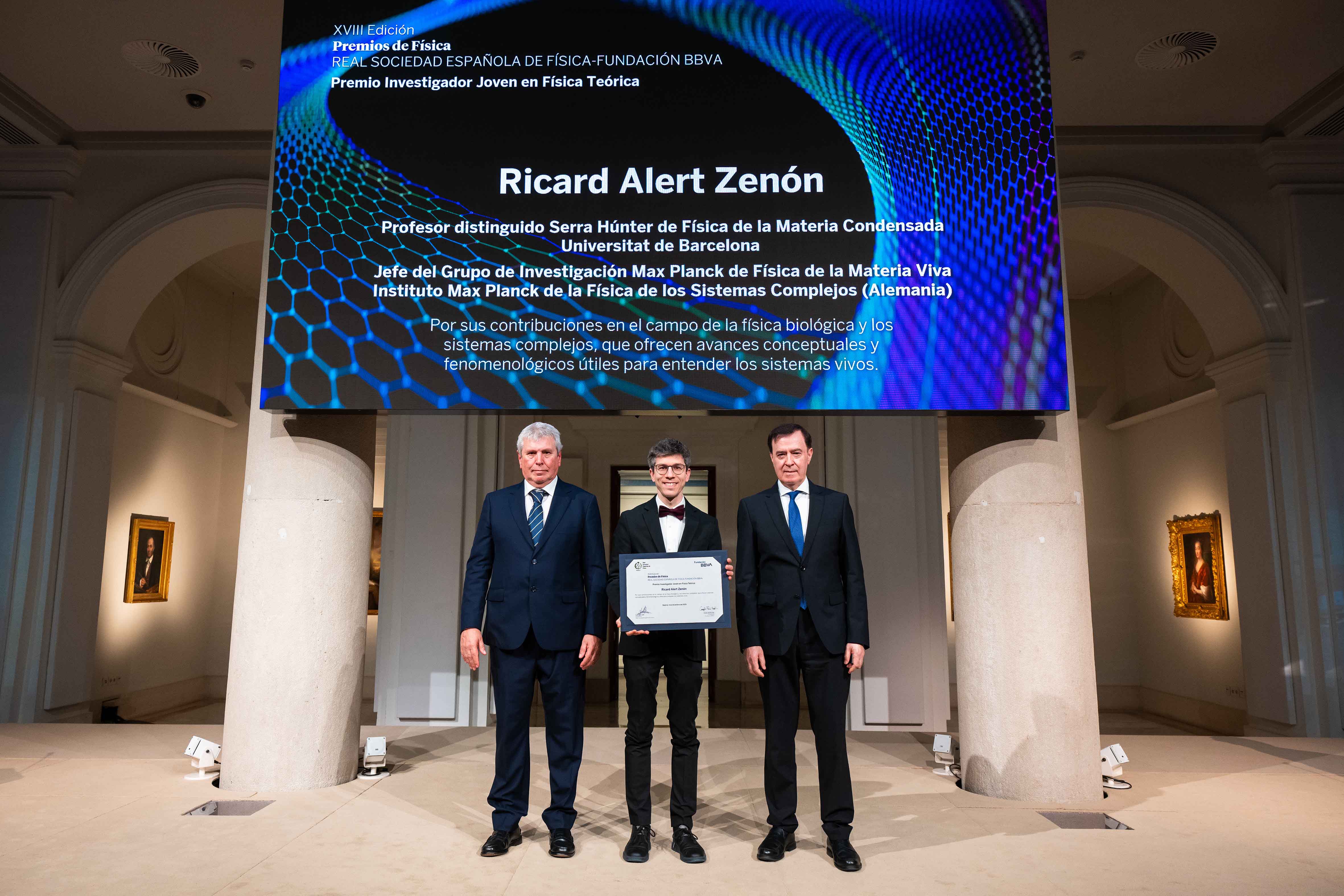 2025-12-04 Ceremonia Premios Fisica 036