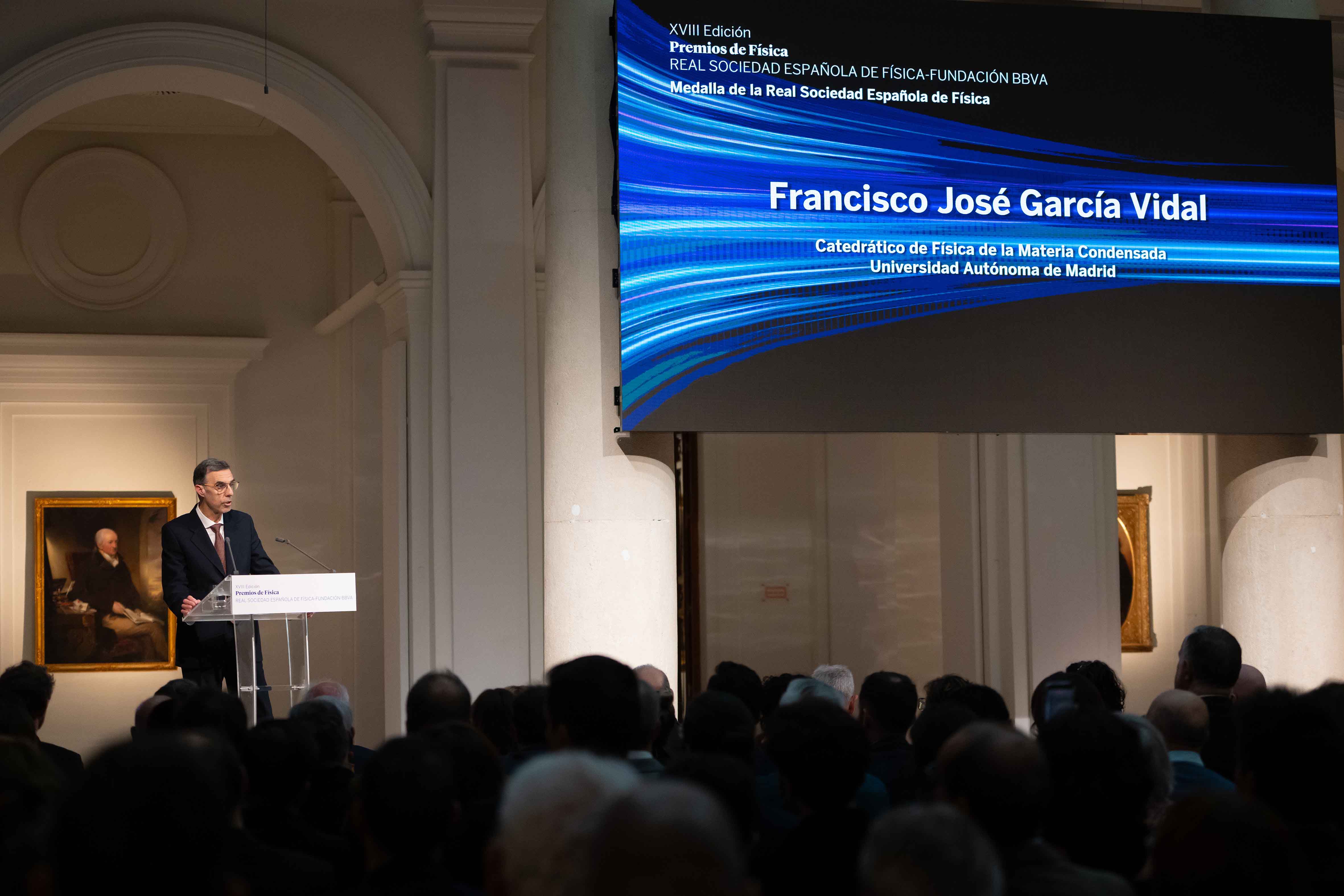 2025-12-04 Ceremonia Premios Fisica 042